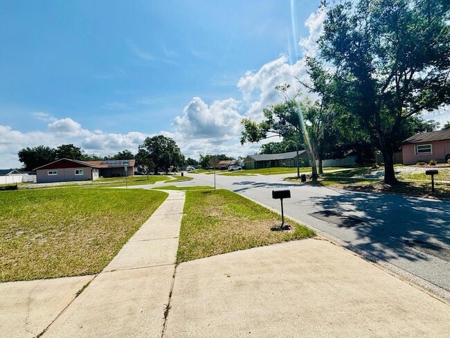 Building Photo - 9467 Montello Dr