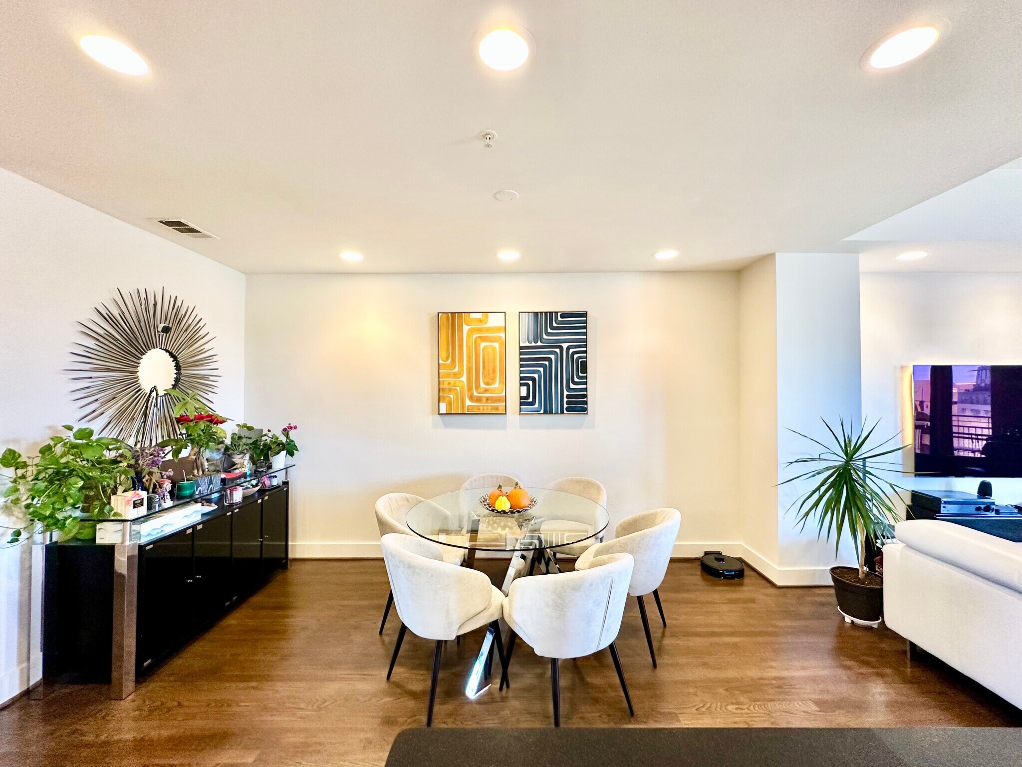 Building Photo - 5055 Addison Cir