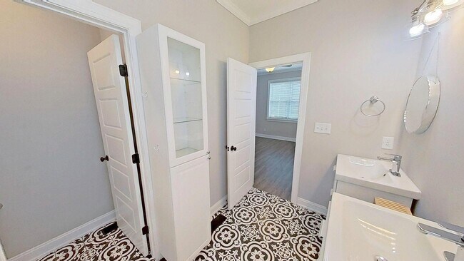 Building Photo - 119 Ashley Wds Ct