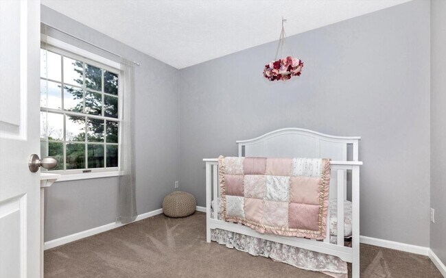 Building Photo - Beautifully maintained townhouse in New Market available before the new school year!