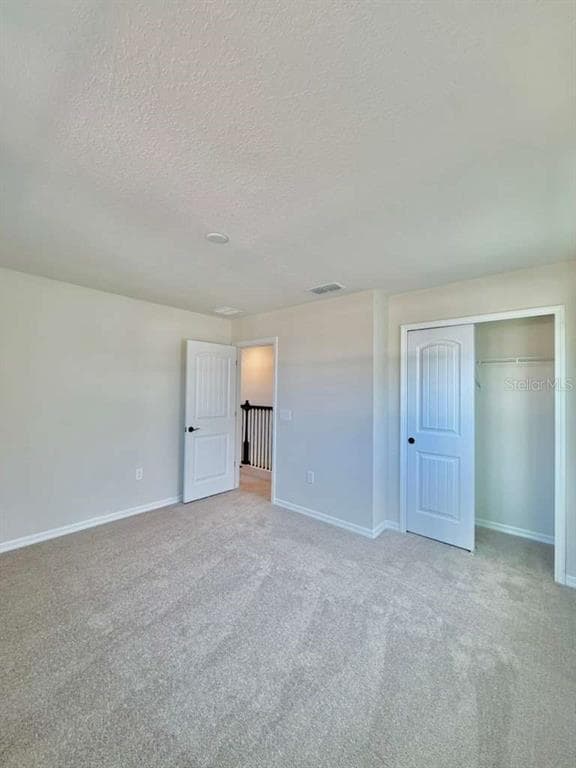 Building Photo - 233 Woodfall Ln