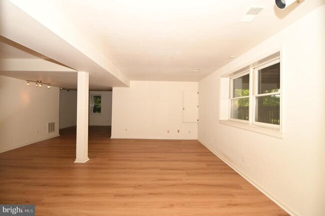 Building Photo - 26 Holly Leaf Ct