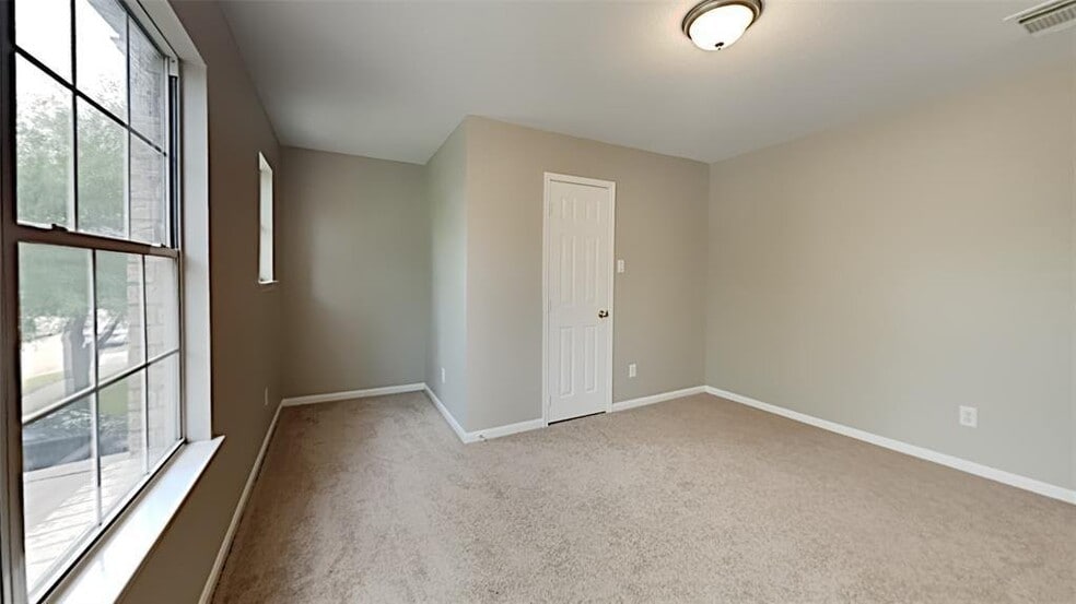 Building Photo - 15406 Lynford Crest Dr