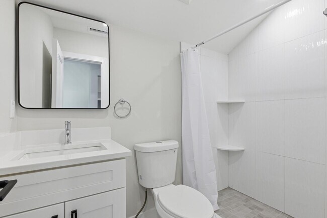 Building Photo - 85 Euclid Ave