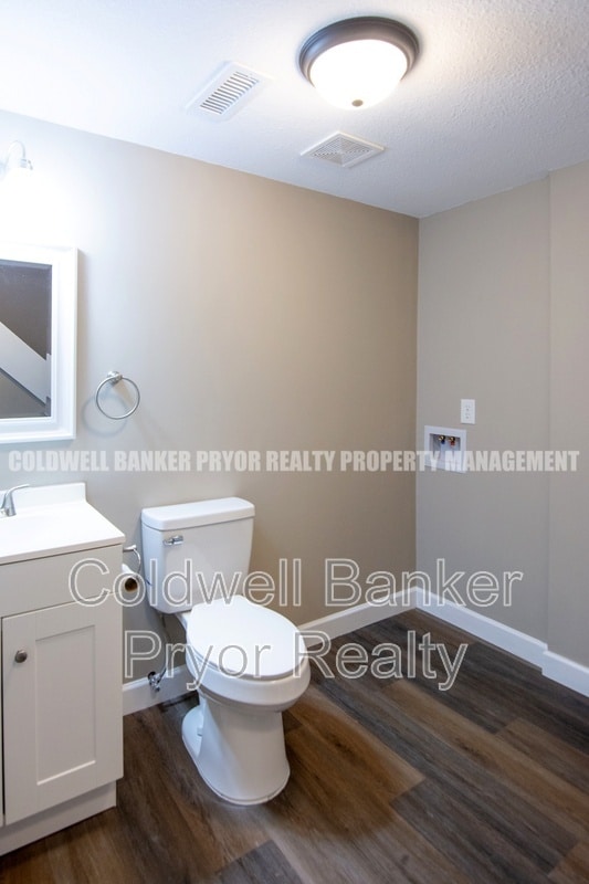 Building Photo - 5824 Moody Sawyer Rd