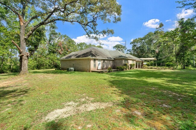 Building Photo - 330 Boggy Hollow Rd