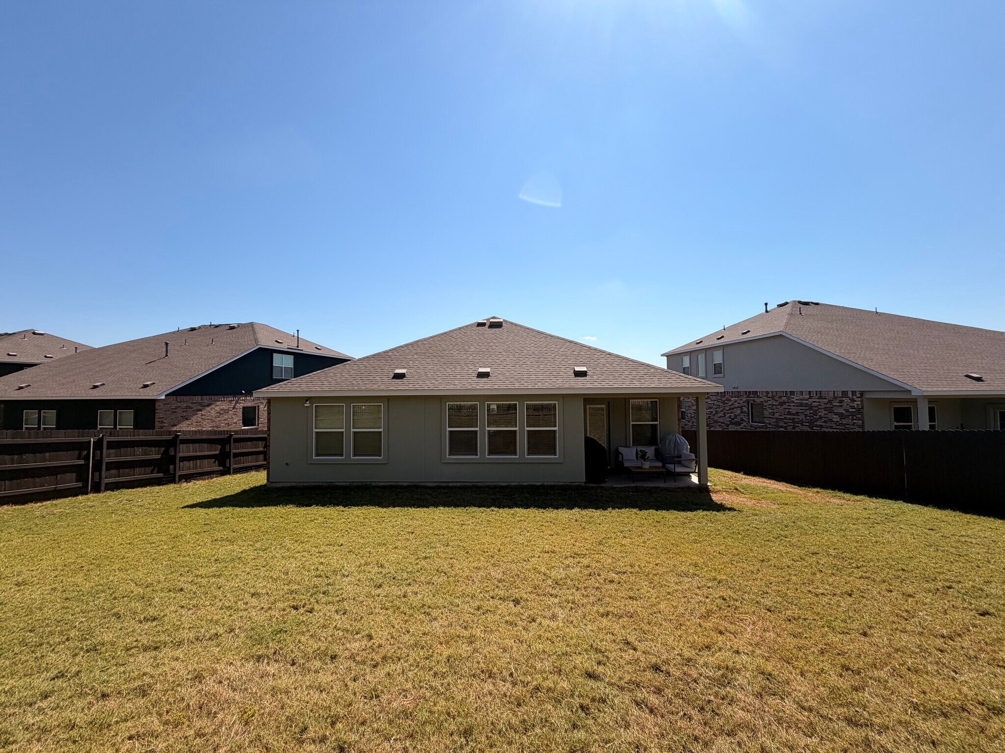 Building Photo - 2109 Four Waters Loop