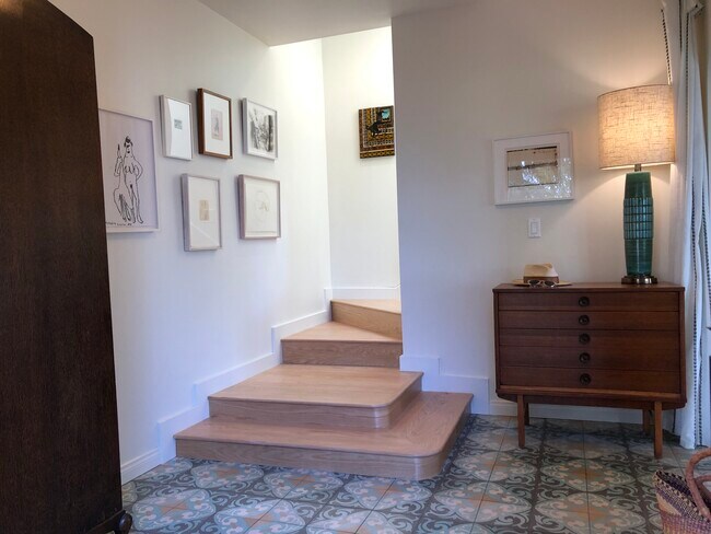 Building Photo - 3622 Landa St