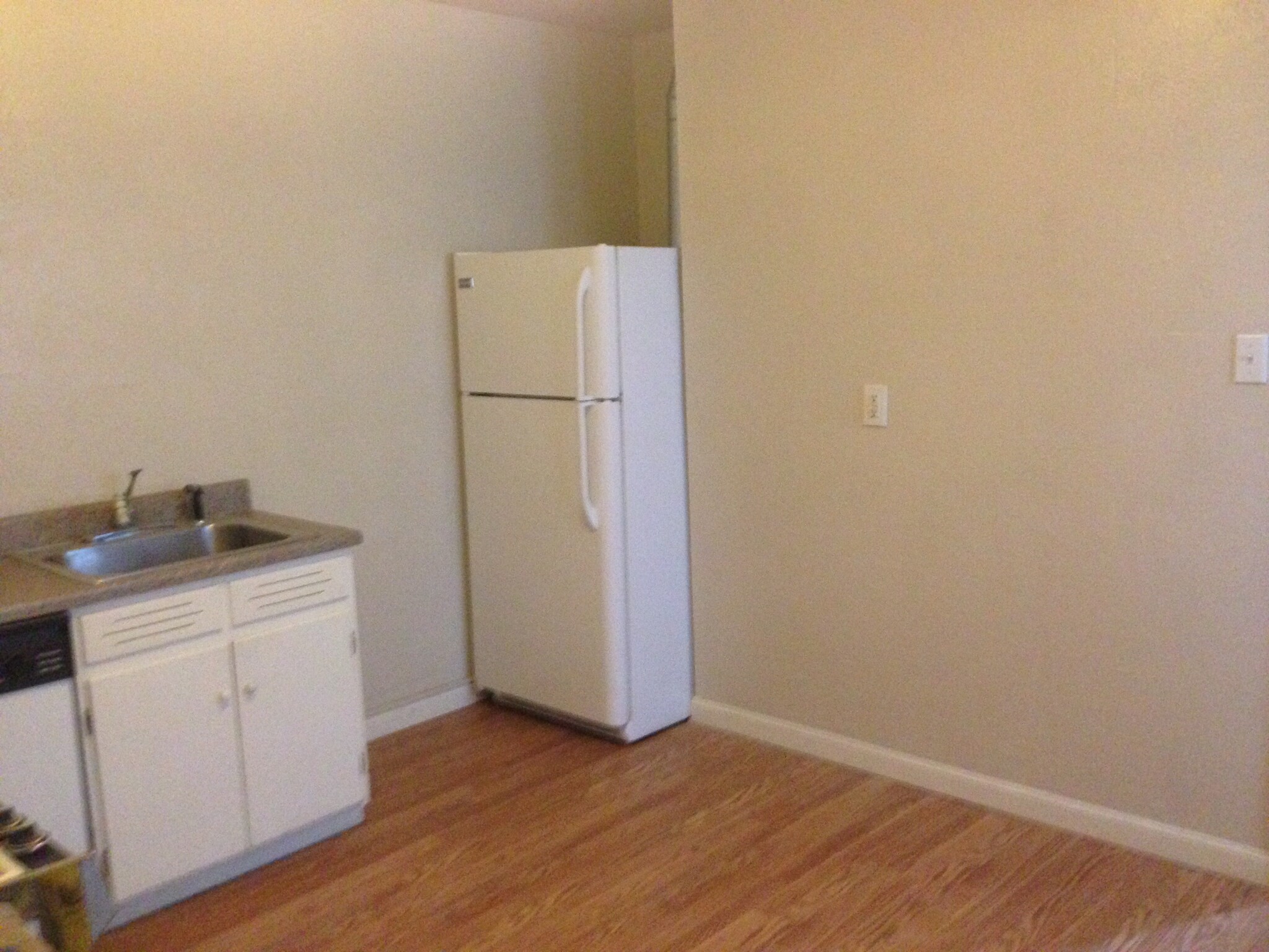 Kitchen - 105 North St