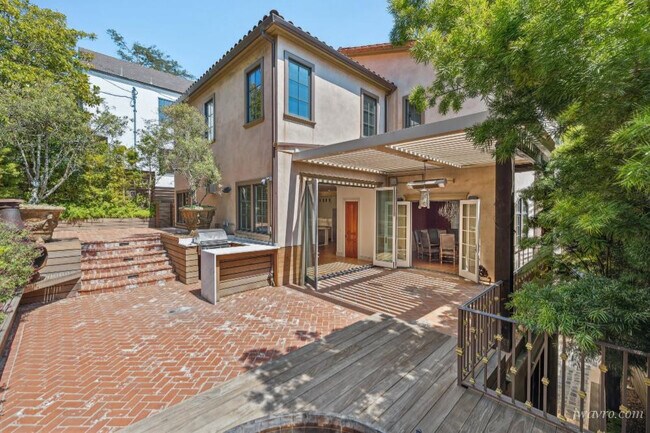 Building Photo - 365 Pacheco St