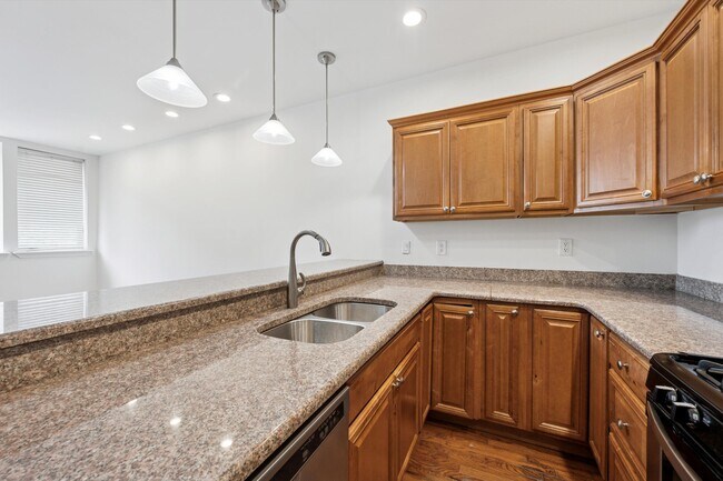 Building Photo - 1629 Germantown Ave