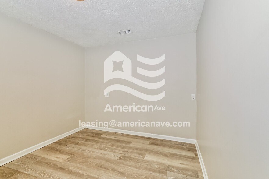 Building Photo - 212 E Bowne Blvd