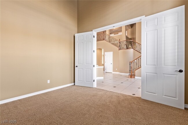 Building Photo - 9805 Queen Charlotte Dr