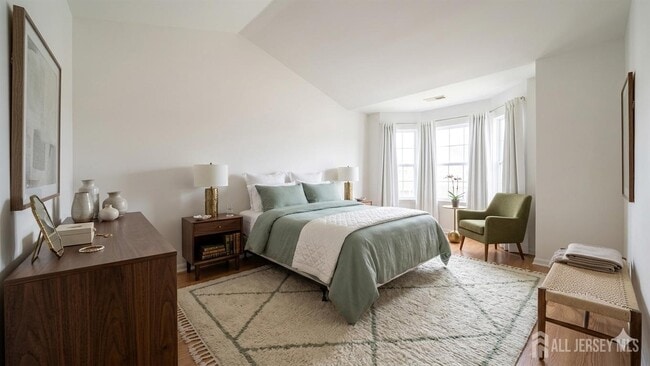 Building Photo - 406 Birch Ct