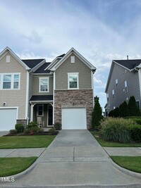 Building Photo - 1109 Little Gem Ln