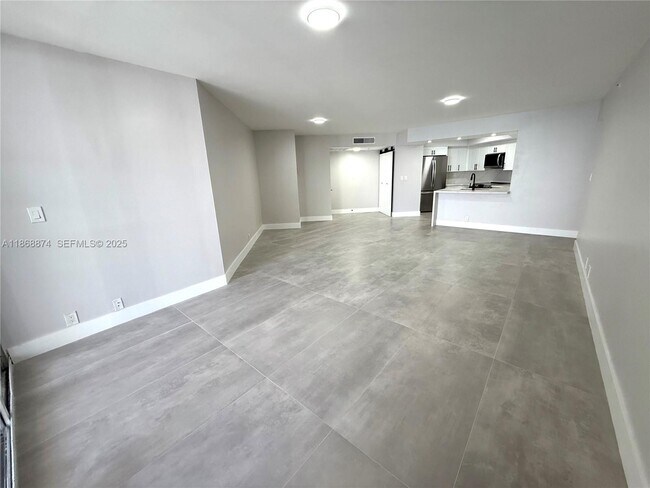 Building Photo - 6767 Collins Ave