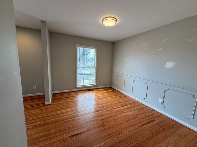 Building Photo - 1092 Sherbrooke Dr