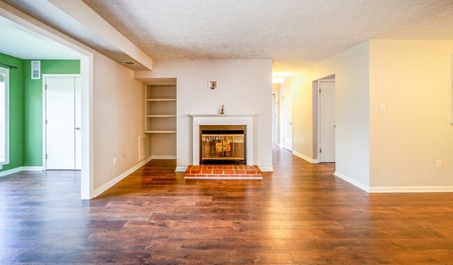 Building Photo - Updated two-bedroom, two-bathroom condo in...