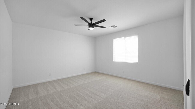 Building Photo - 13407 W Rowel Rd