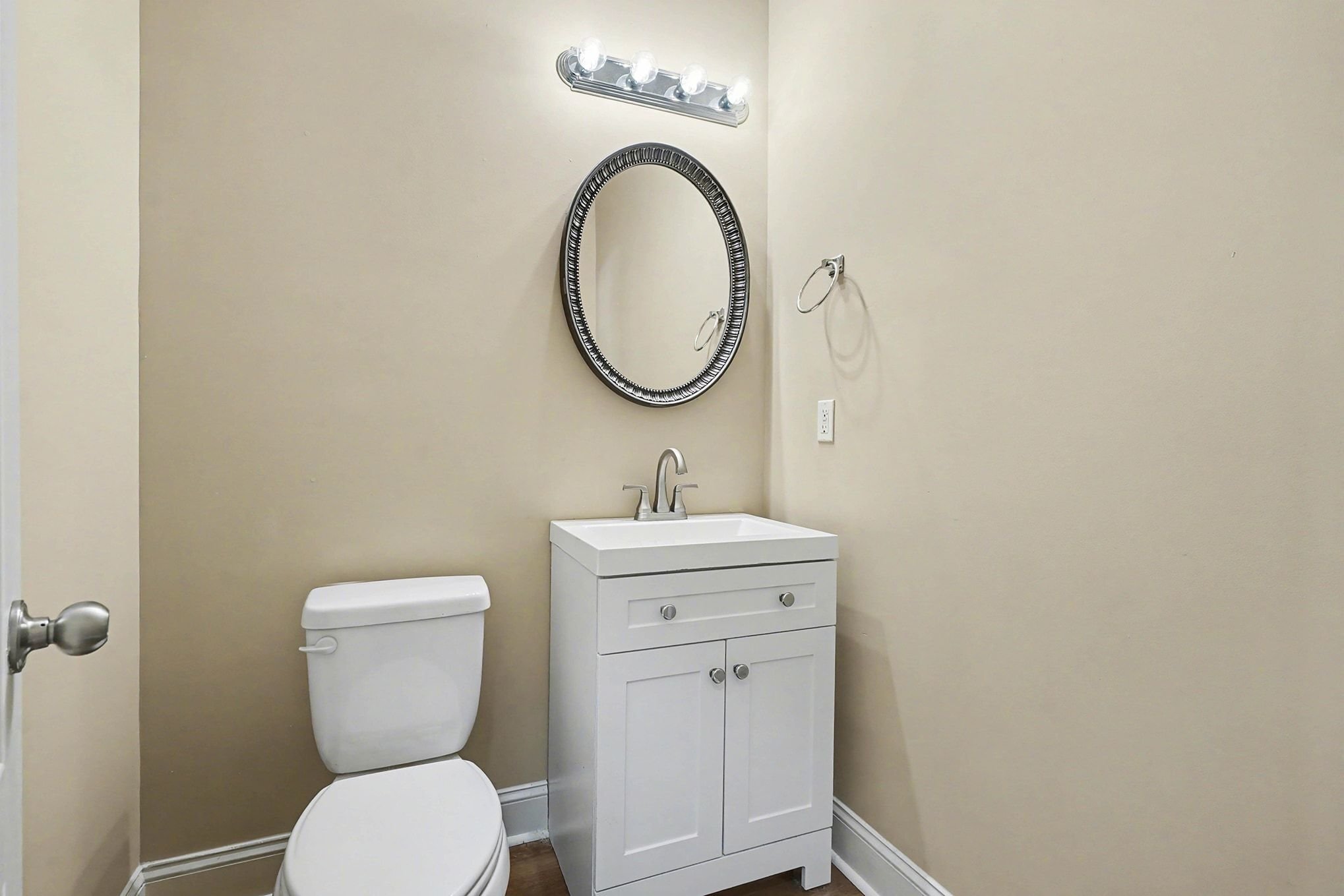 Building Photo - 1750 Lily Valley Dr