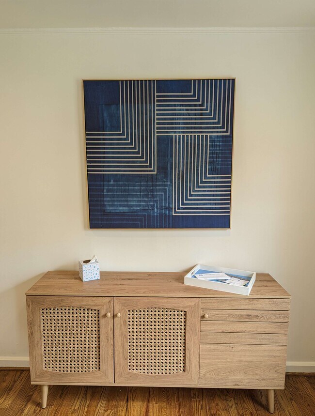 Building Photo - 1805 Bennett St