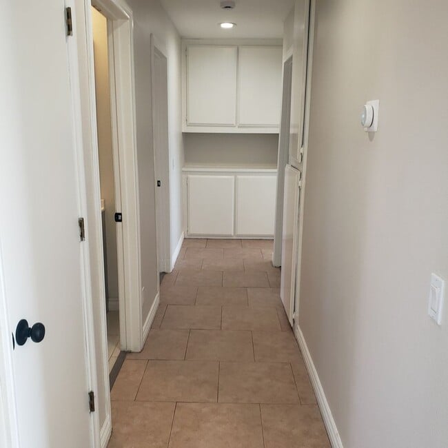 Building Photo - 13980 Mission St