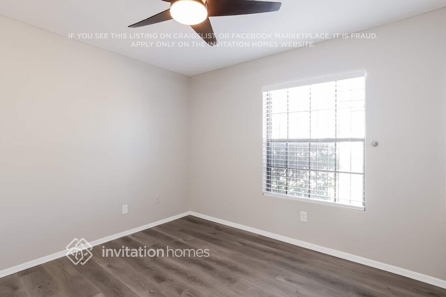 Building Photo - 907 W Ross Ave