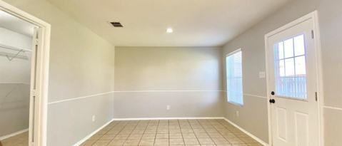 Building Photo - 1116 Browntop St