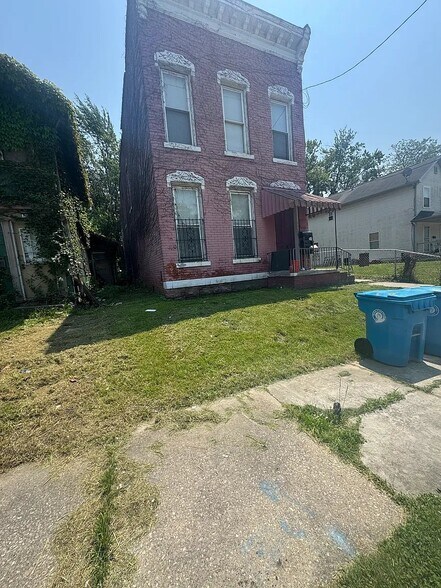 Building Photo - 1322 N Michigan St