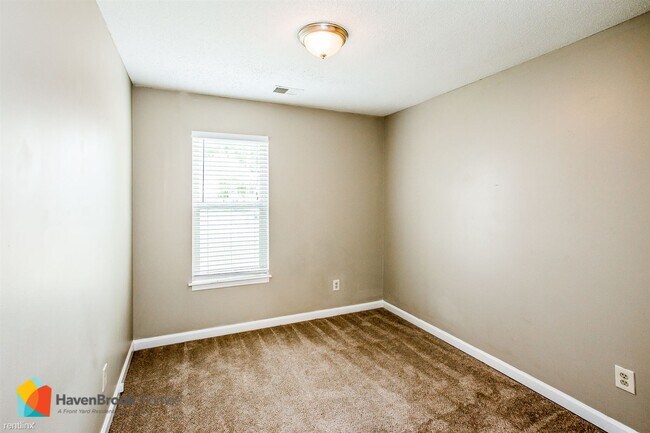 Building Photo - 3 br, 2 bath House - 814 Hackberry Dr