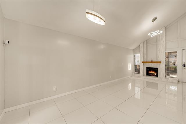 Building Photo - 1563 Mccoy St