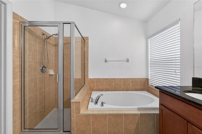 Building Photo - 431 Westchester Hills Ln