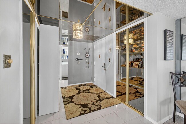 Building Photo - 4200 N Ocean Dr