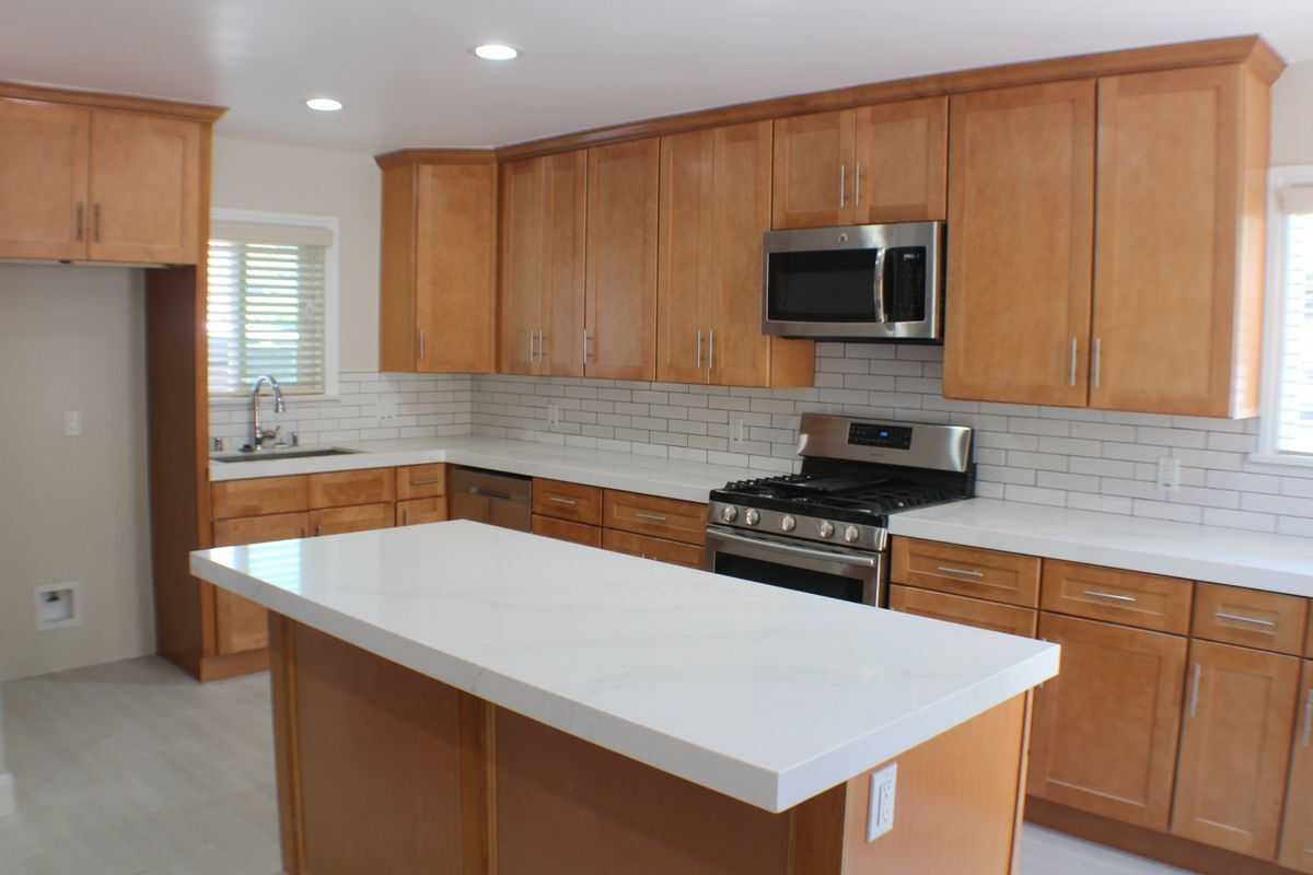 Building Photo - 2202 Phelan Ln