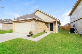 Building Photo - 2522 Grayling Dr