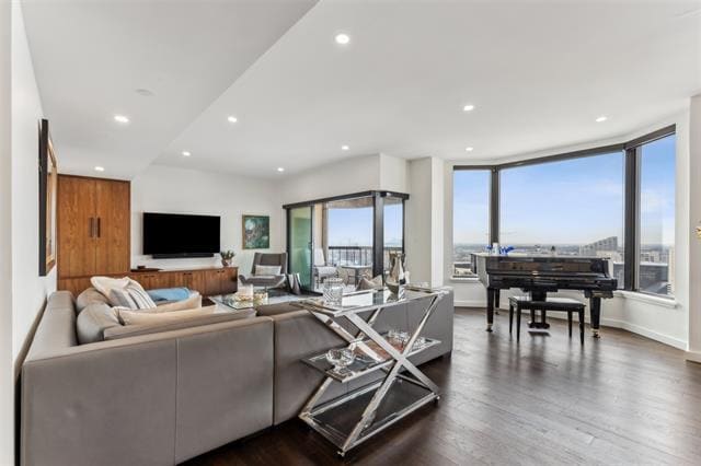 Building Photo - 3030 McKinney Ave