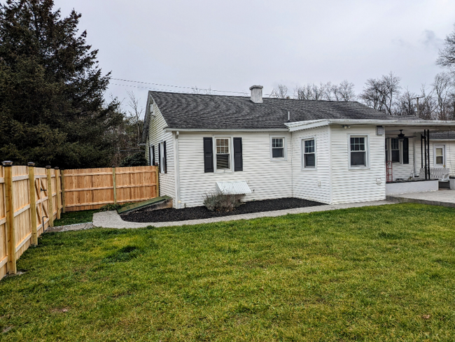 Building Photo - 2371 New Hanover Square Rd