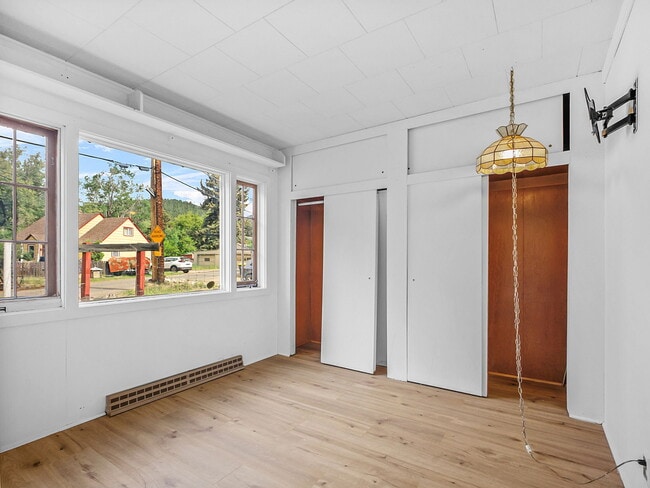 Building Photo - 3383 Ave F