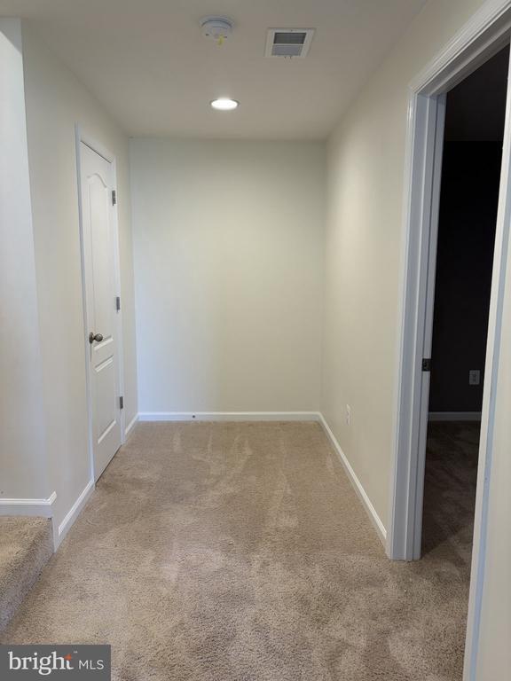 Building Photo - 40 Orch Grn Dr