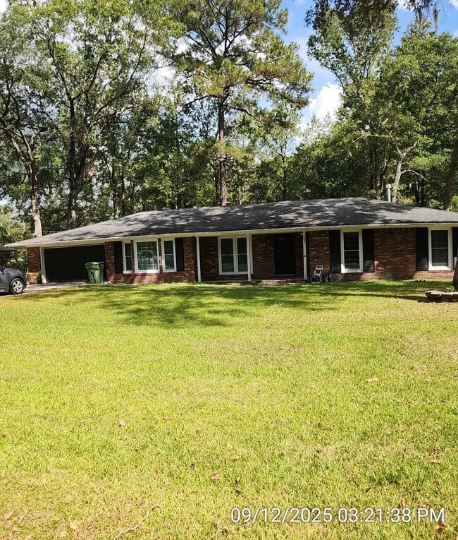 Building Photo - 502 Myrtle Ln