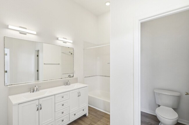 Building Photo - SPECIAL: WAIVING $250 ADMIN FEE on this 3 Bedroom, 2 Bath with Private Balcony off Primary Bedroo...