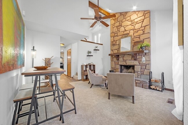 Building Photo - Furnished Home in Jenks School District.