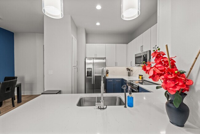 Building Photo - 2901 Indiana St