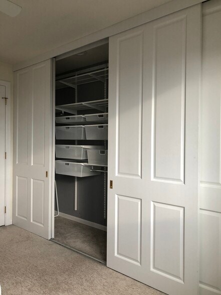 Interior Photo - 2625 13th Ave W