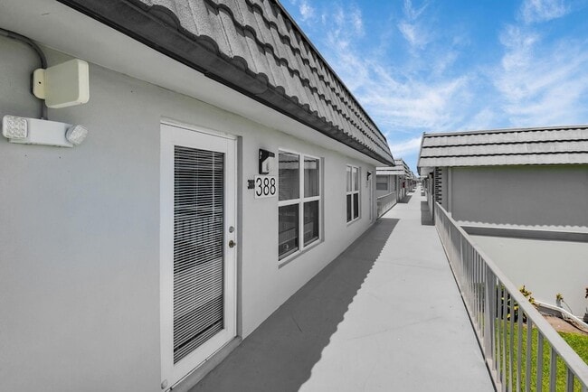 Building Photo - 388 Tuscany Ln