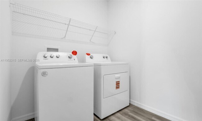 Building Photo - 10583 Gentle Rain Dr