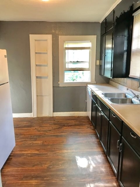 Building Photo - Delightful 3 bedroom home