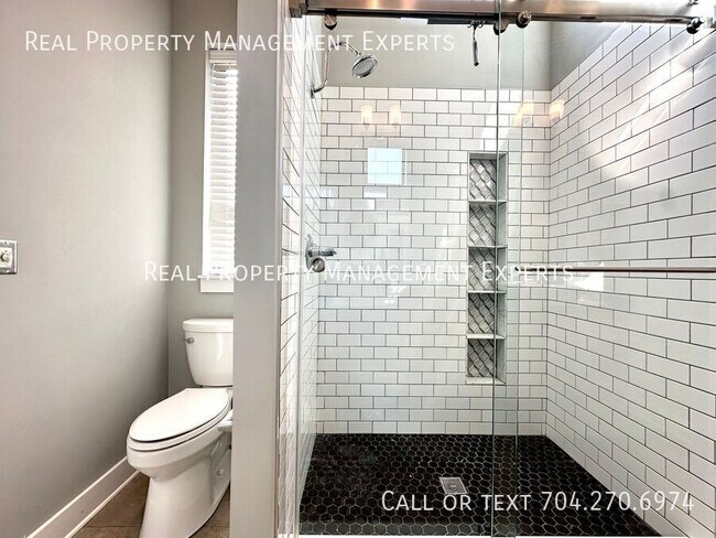 Building Photo - 419 Steel Gardens Blvd