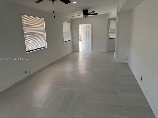 Building Photo - 10245 SW 37th Terrace