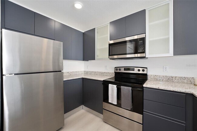 Building Photo - 5587 Millennia Park Dr